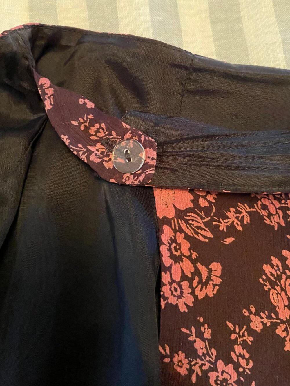 Nanette Lepore Silk two-piece set with matching top & wrap-around skirt - Picture 11 of 15